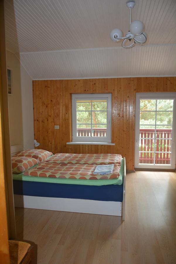 Guesthouse "Nakvyne Pas Zveja" Purvynes Street Nida Esterno foto